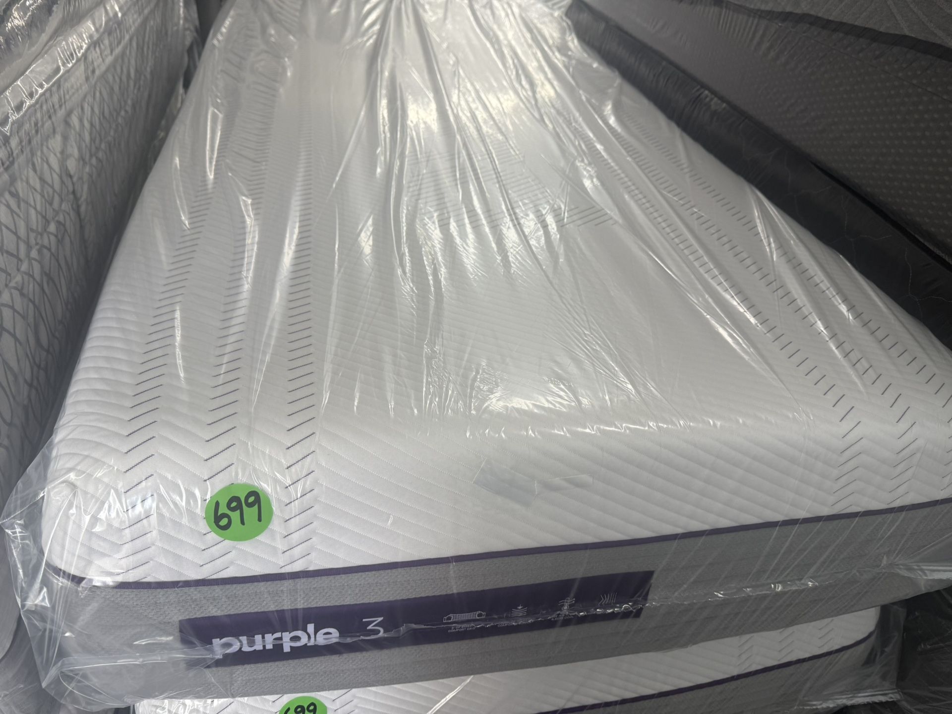 TWIN XL PURPLE .3 MATTRESS & BOX SPRING BED SET for Sale in Portland