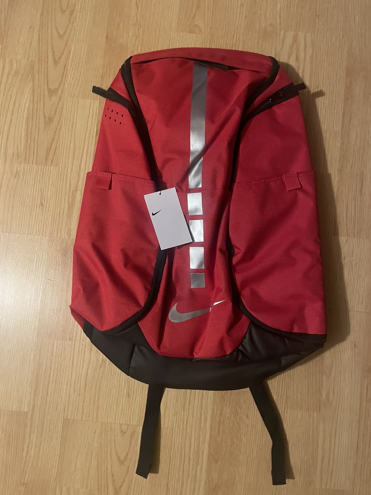 nike basketball backpack red Elite Pro helping you stay comfortable during extended wear. Nike Hoops Elite Pro Basketball
