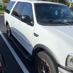 2001 Ford Expedition V8 Triton  
