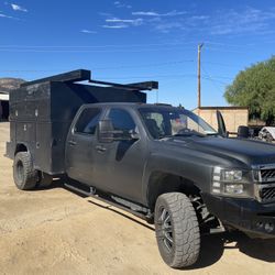 2011 3500 Chevy 