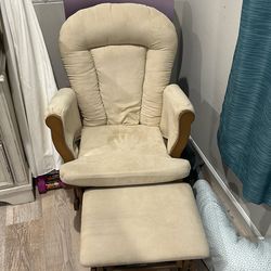 Rocking Chair And Foot Stoll