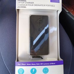 Targus Universal Laptop Charger 