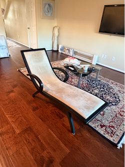 65” Mid-Century Modern Chaise Lounge