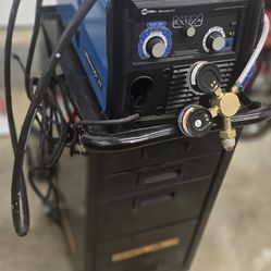 MILLER 211 WELDER & SPOOLMATE 150