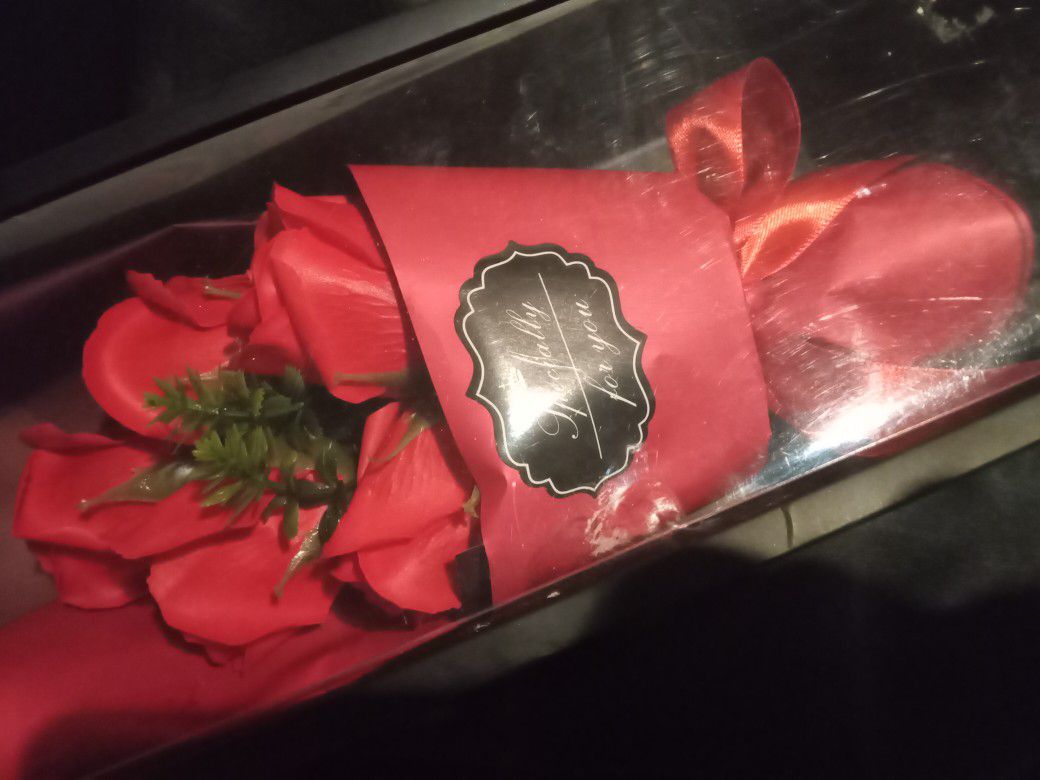 Black Box With  Flowers Inside Gift 