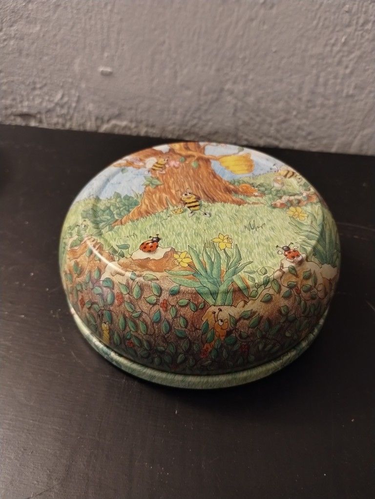 Forest Animals Bear Bees Theme Tin Storage Container
