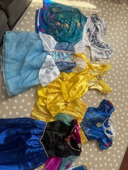 Size 4T Disney princess costumes