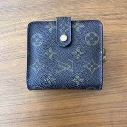 Louis Vuitton Monogram Wallet 