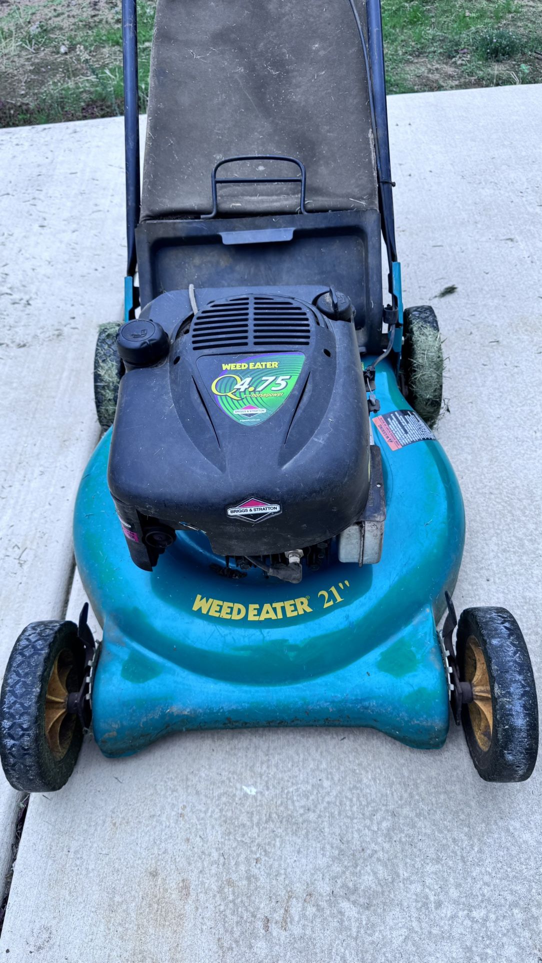 Used Green Briggs And Stratton Lawn Mower 