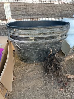 5 Rubber Live Stock Tubs
