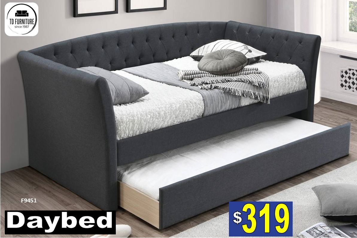 NEW PRICE!! Daybed