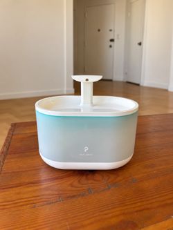 PETLIBRO Capsule Automatic Pet Water Fountain - 2.1L, New (PLWF002)