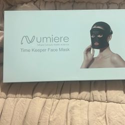 Numiere  Led Face Mask