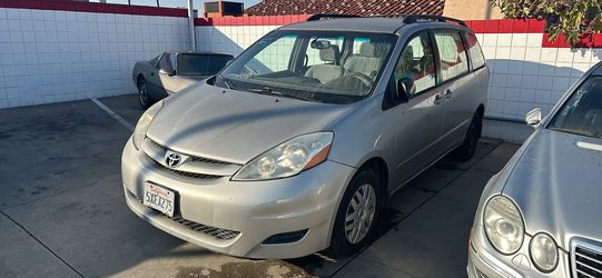 2006 Toyota Sienna Parts