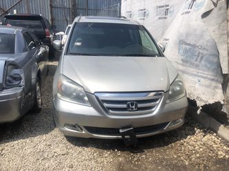 Selling parts for Honda Odyssey