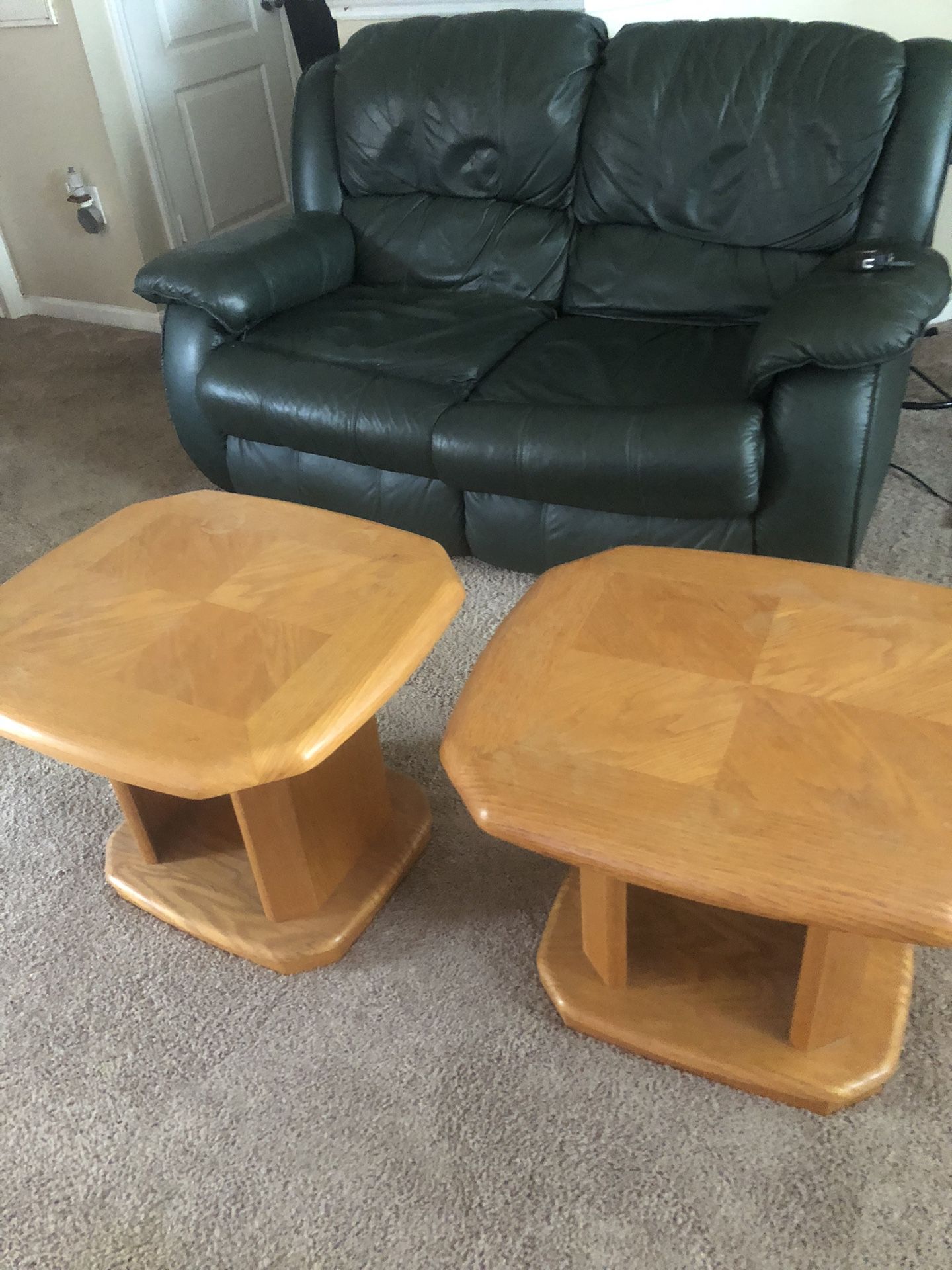 Leather Green Love Seat/end Tables 