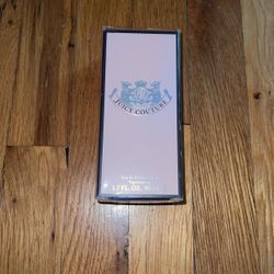 Brand New Juicy Couture Eau De Parfum Spray 1.7 Oz 50 mL