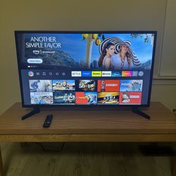 Insignia 39" Smart Fire TV – Excellent Condition, Alexa Voice Remote Included