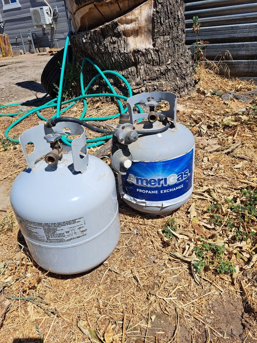 5lb Propane Tanks