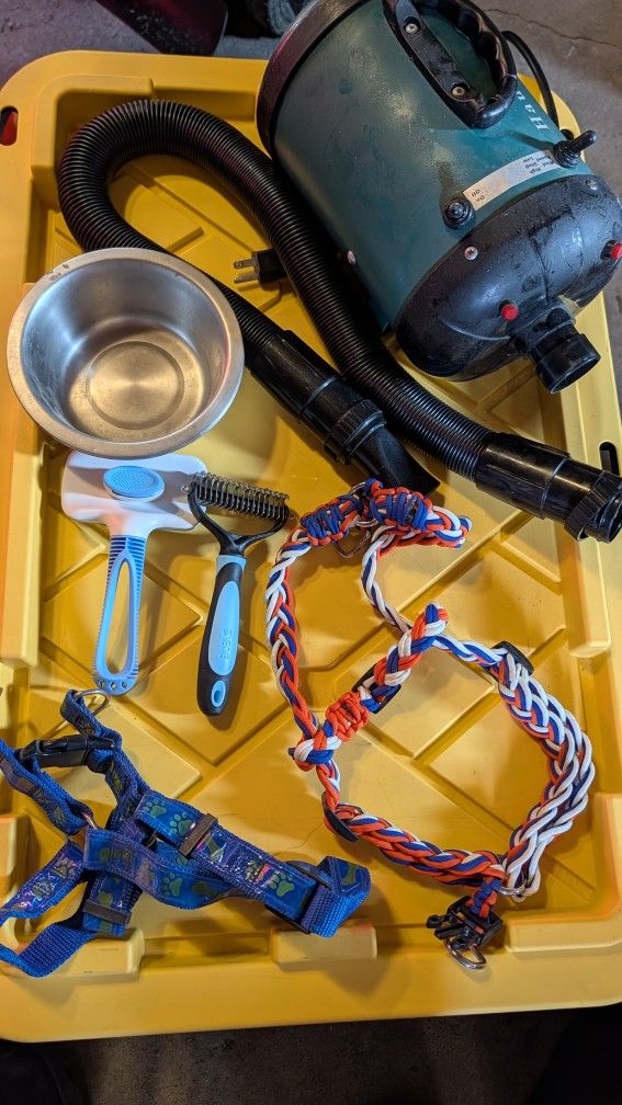 Dog Pet Harness Grooming Brushes Grooming Blower