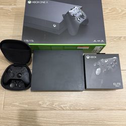 Xbox One X with Elite Controller