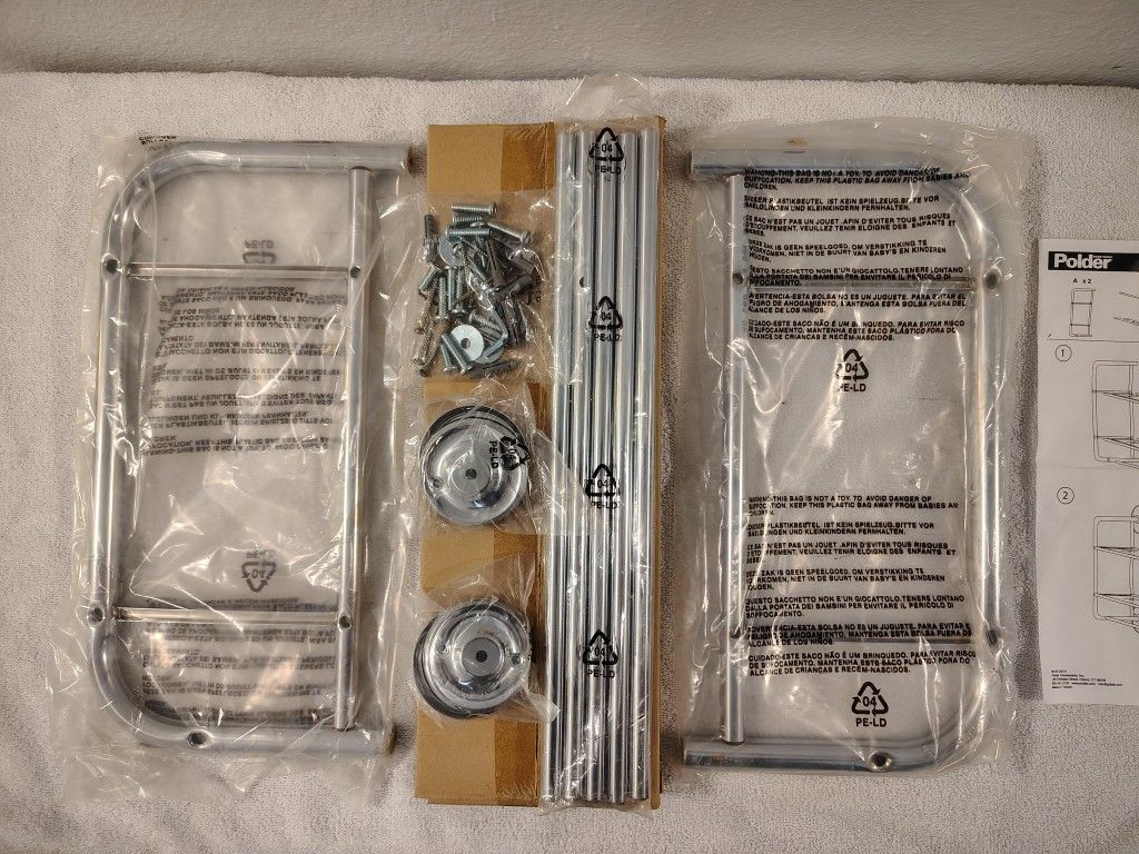 Metal wall shelf with glass shelves - New