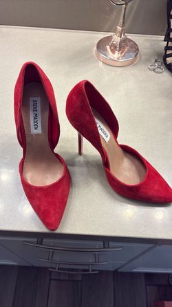 Red Steve Madden Pumps size 6.5