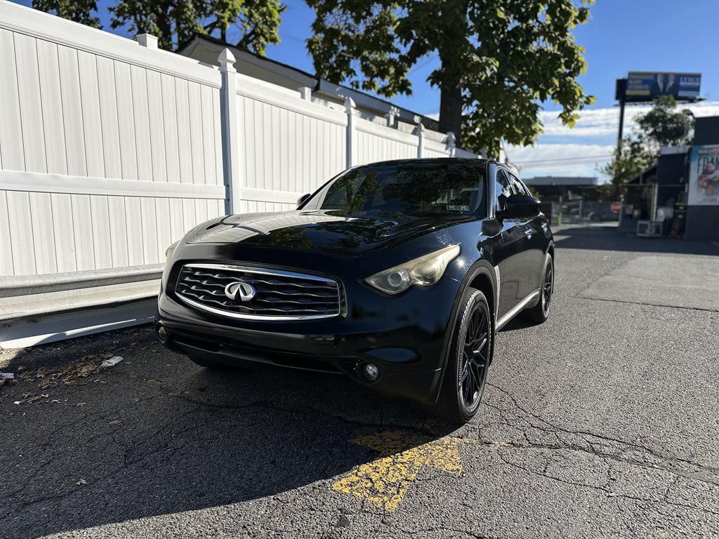 2010 INFINITI FX35