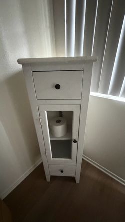 WHITE FARMHOUSE STORAGE CABINET