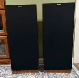 Vintage Pair of Sony SS-U230 Floor Model 200W Speakers