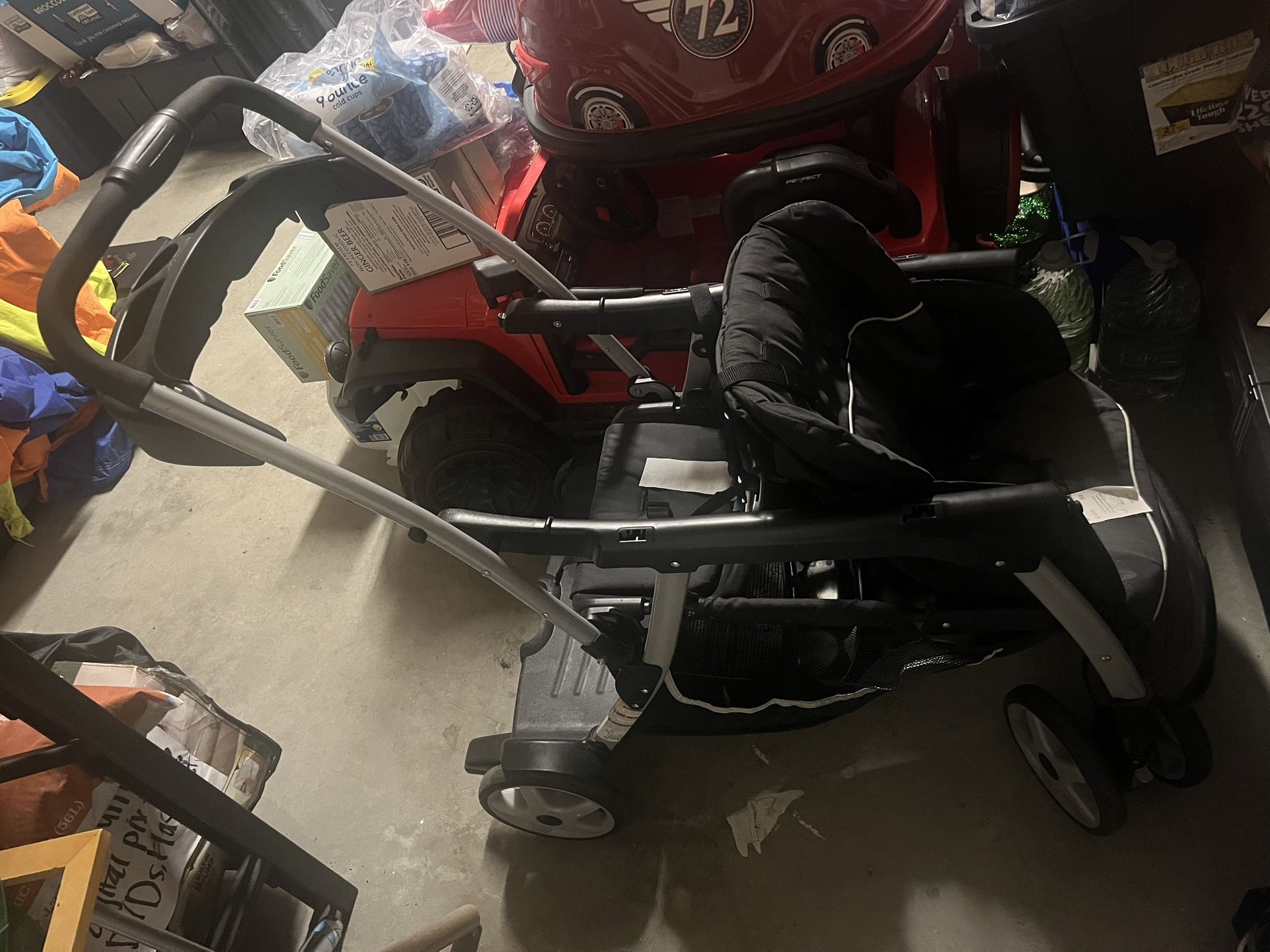 Graco Double Stroller With Toddler Stand