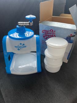 Snowflake Hand Crank Ice Shaver