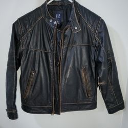 Gap kids leather jacket size 8-10/M-L $100
