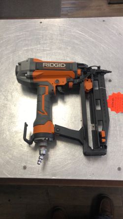 1003 Ridgid R250SFF Air Pneumatic 16gauge Straight Finish Nailer 573379