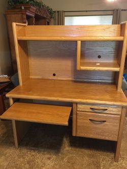 Solid wood Desk with hutch