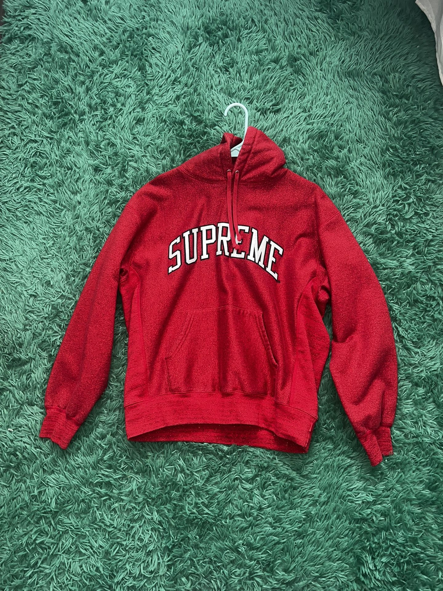 Supreme Hoodie