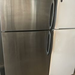 Used Refrigerator Stainless Steel Frigidaire 