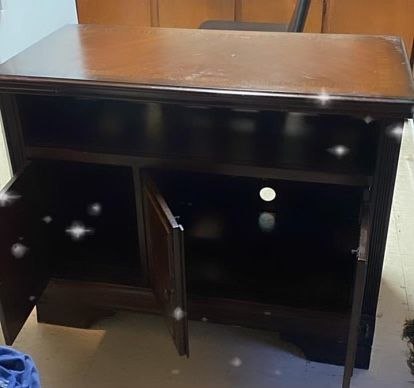 Shelves/Cabinets