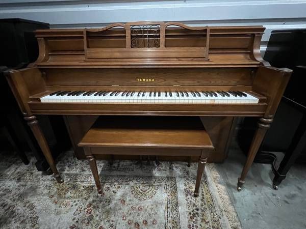 AUTUMN BLOWOUT PIANO SALE! FREE DELIVERY & TUNING! + WARRANTY!