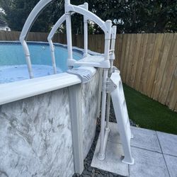 Pool Step Ladder