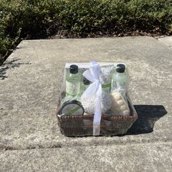 Spa Gift Basket
