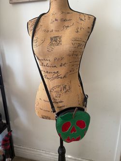 green glitter apple-shaped crossbody bag