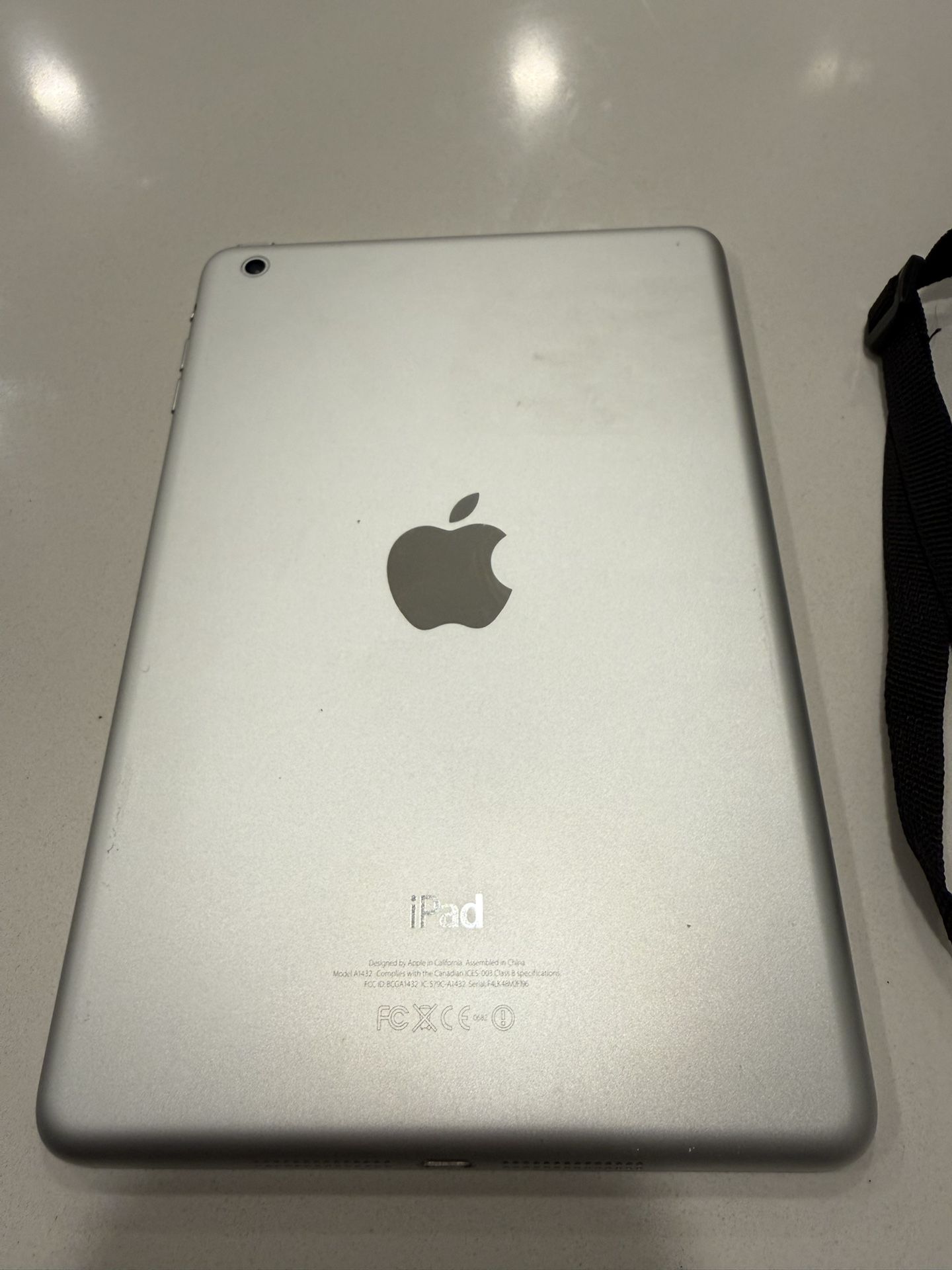 Apple iPad mini 4