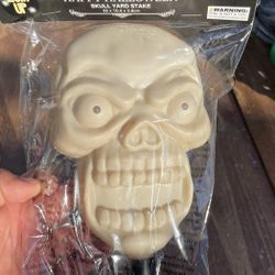 Skull Yard Stake (lights up)