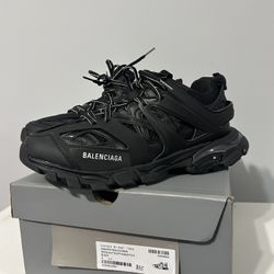 Balenciaga Tracks