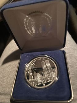 2006 One Dollar Commemorative Coin,Proof Freedom Tower, Cook Islands CLADSILVER 