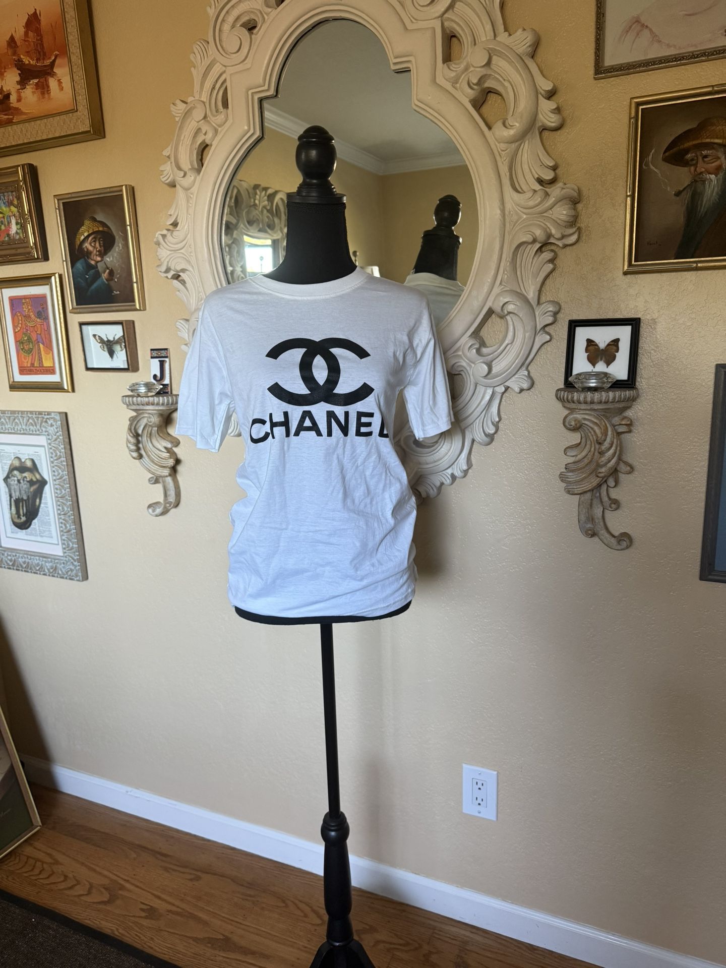 Adorable Black-And-White T-Shirt Cs