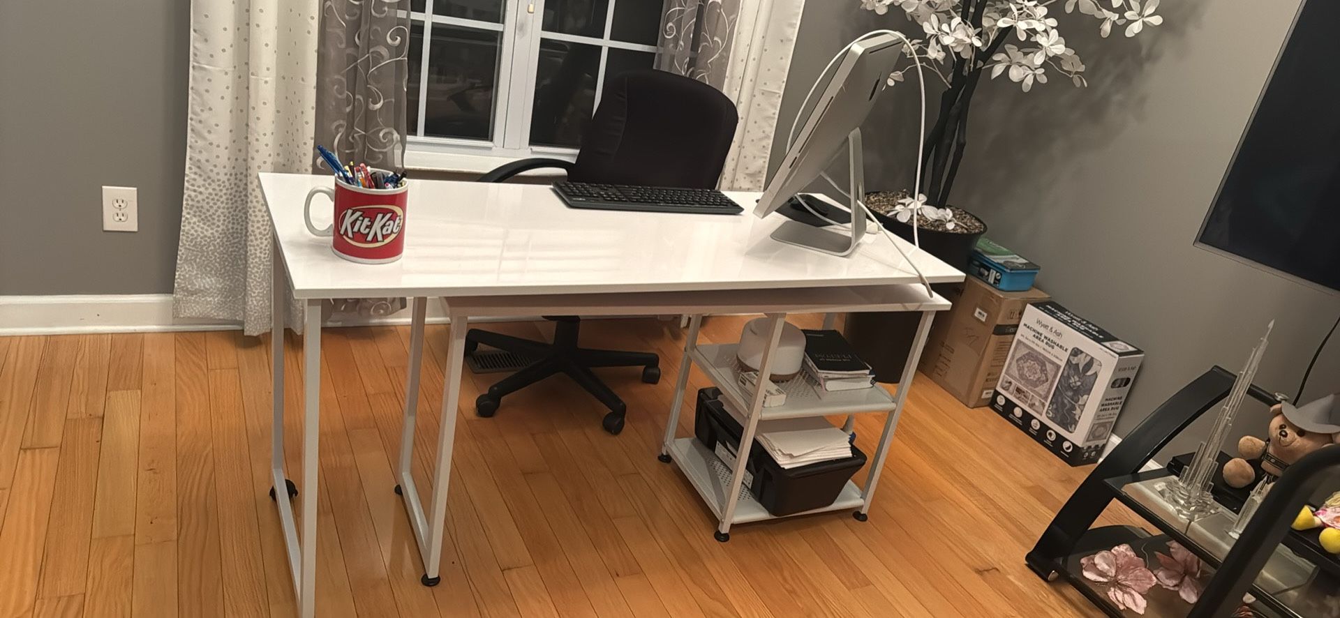 Computer Desk