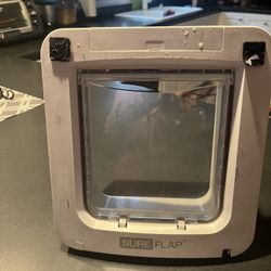 Dog/cat  door 