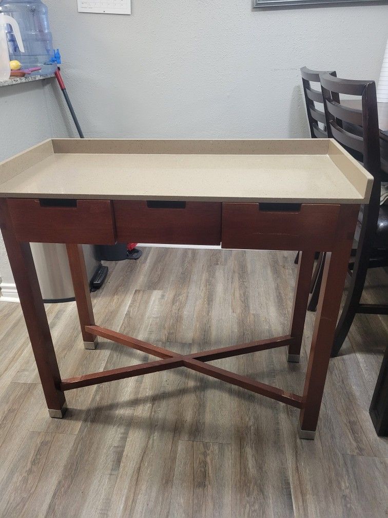 Vanity/changing Table